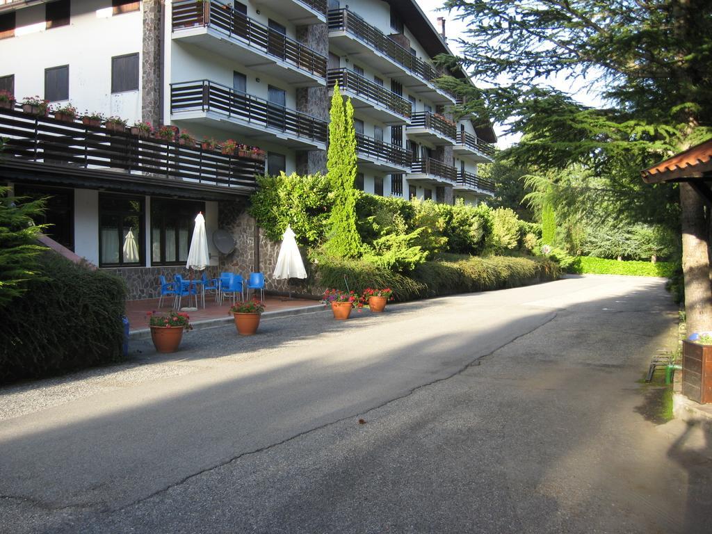 Le Tre Rose Montagna Lejlighed Camigliatello Silano Værelse billede